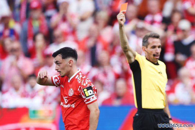 好意思因茨2名主力遭红牌停赛